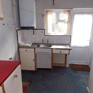 Kitchen - Before