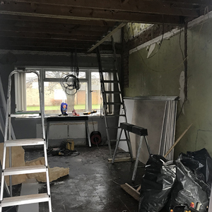 Kitchen & Lounge - During